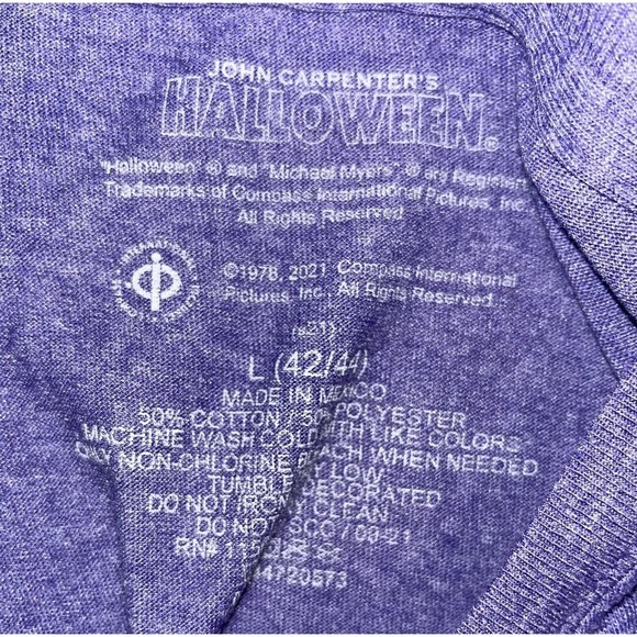 Michael Myers Halloween Purple Short Sleeve T-Shirt Men's Sz Large - Picture 3 of 4